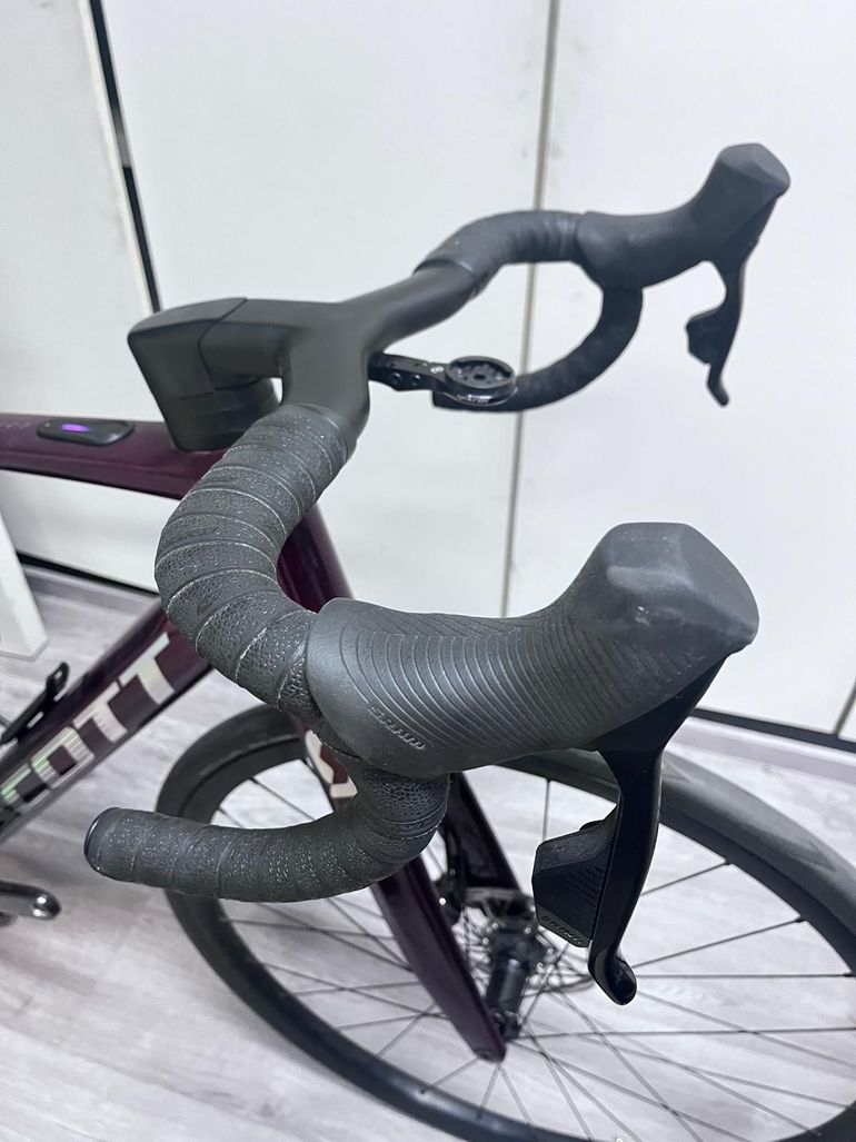Scott Addict Eride 2023 usata — dettaglio