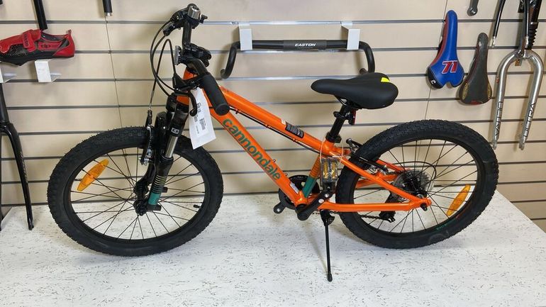 Cannondale Trail 20 Pollici Ammortizzata — telaio in Alluminio, Nuovo