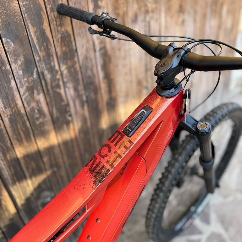 KTM Macina Kapoho Elite 800wh 2027 usata — dettaglio