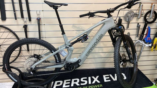 Cannondale Moterra Sl 2 2024 usata — vista laterale
