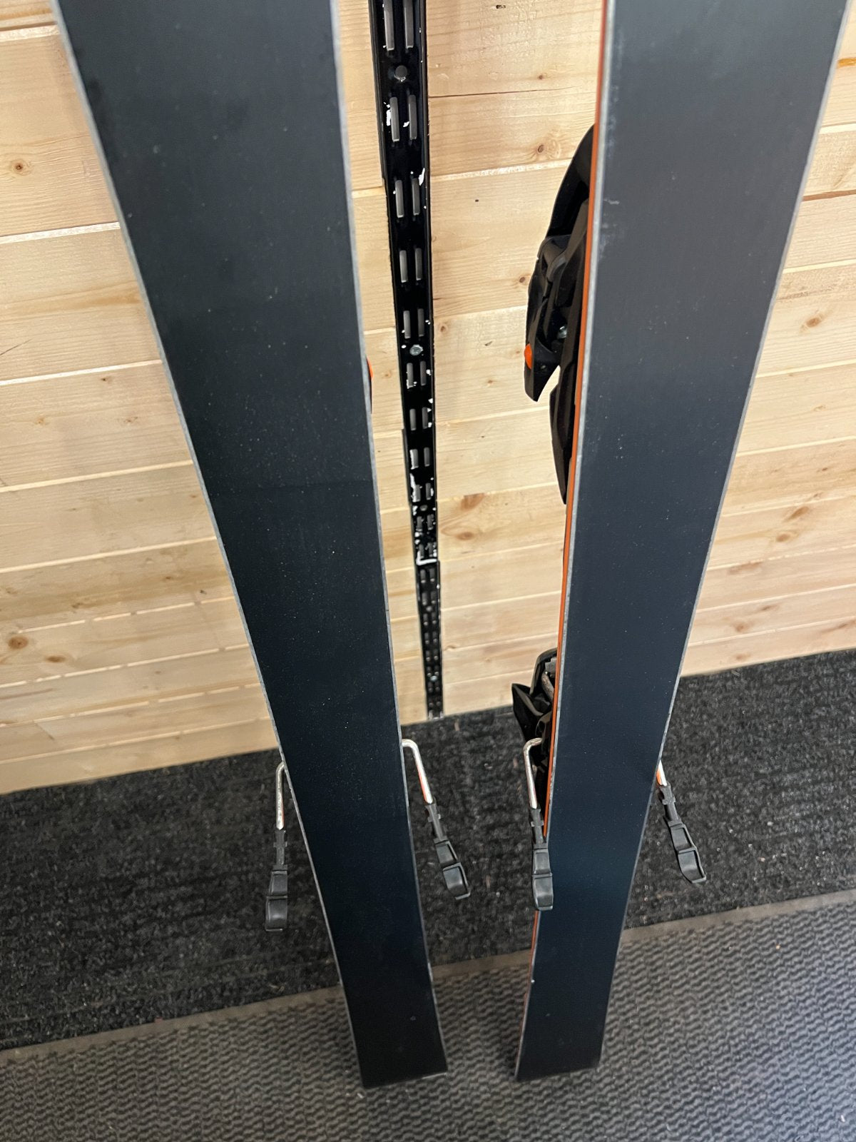 Blizzard Firebird HRC — attacco XCELL 14, Buone condizioni