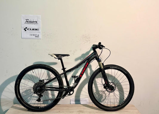 Trek Superfly 26 2019 usata — vista laterale