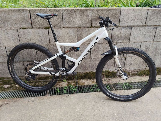 Orbea Occam M10 2022 usata — vista laterale