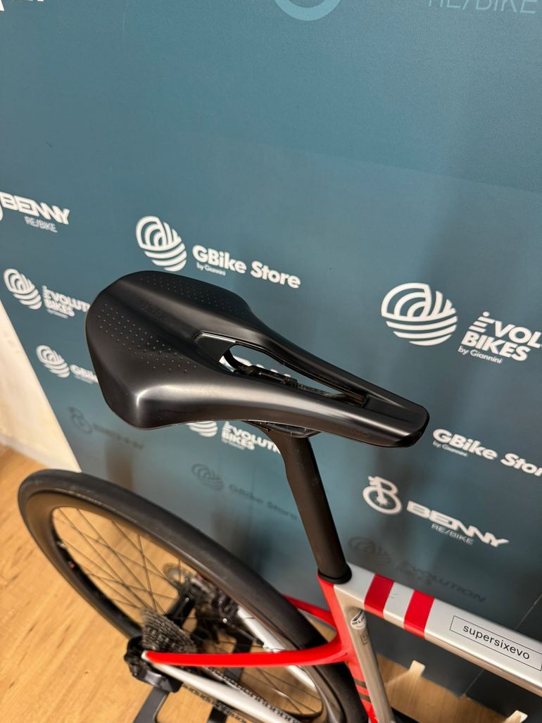 Cannondale Supersix Evo 2023 usata