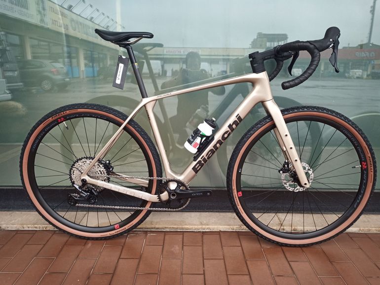 Bianchi Arcadex Comp /822 2024 usata — vista laterale