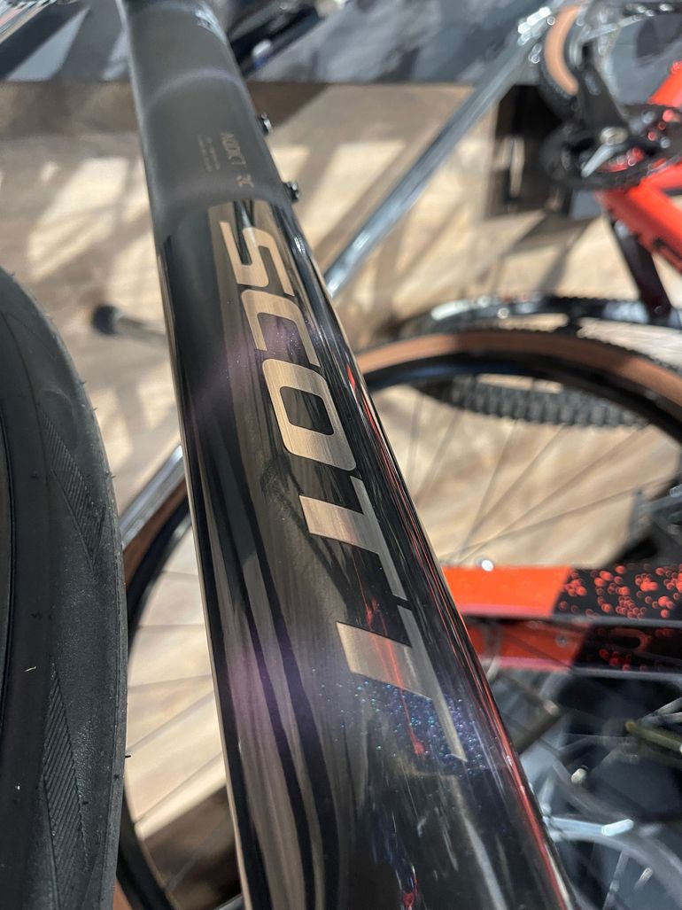 Scott Addict Rc Ultimate 2025 — Bici usata