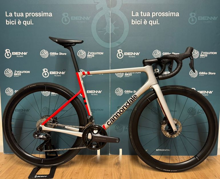 Cannondale Supersix Evo 2023 usata — vista laterale