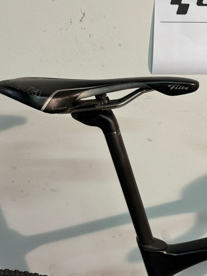 Giant Revolt Advanced 2021 usata — dettaglio