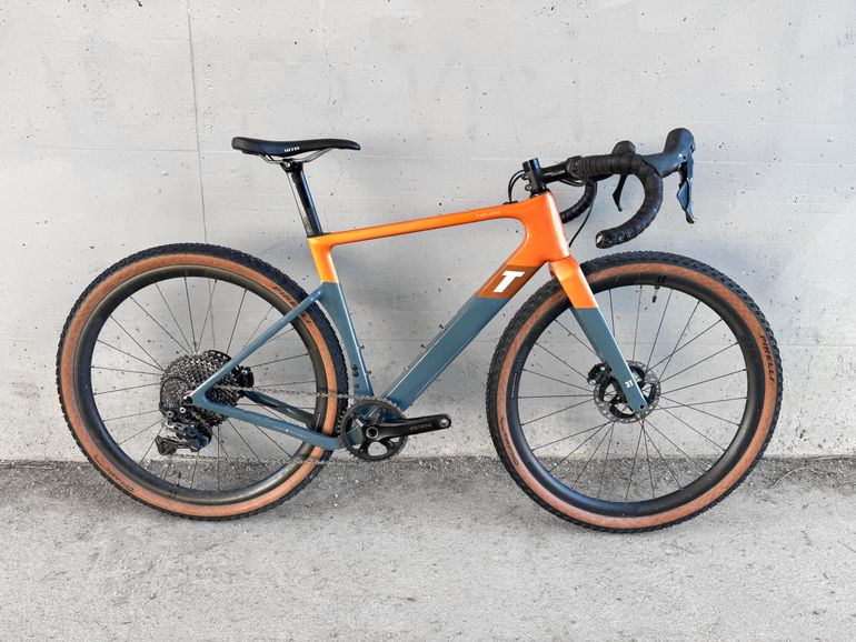 3T Exploro Race 800 2022 usata — vista laterale