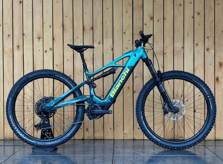 Bianchi E-Vertic FX 9.2 2025 usata — vista laterale