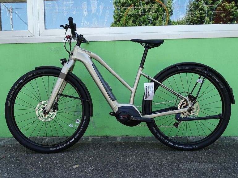 Cannondale Canvas Neo 2 Remixte — gruppo Shimano Alivio, taglia M
