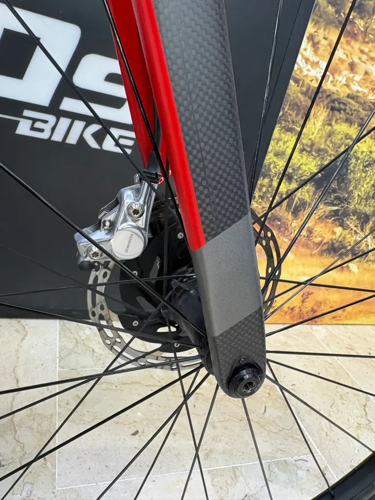 Cipollini Dolomia — telaio in Carbonio, Ottime condizioni