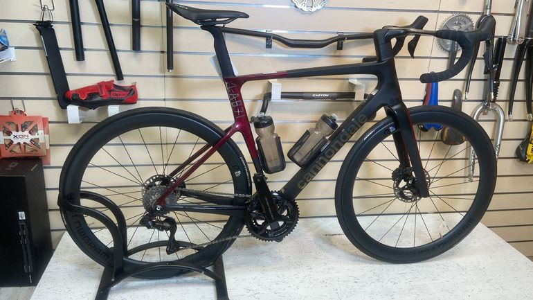 Cannondale Supersix Evo Lab71 2024 usata — vista laterale
