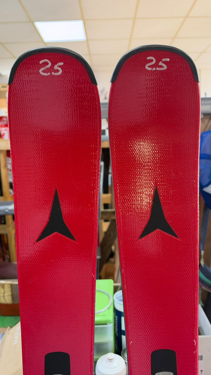 Atomic Redster S9 Revoshock S — attacco I 12 GW, Ottime condizioni