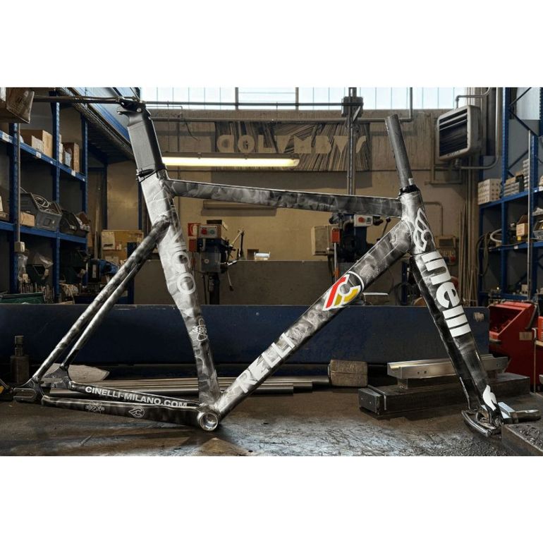 Cinelli Vigorelli City Fog Limited Edition 2026 usata — vista laterale