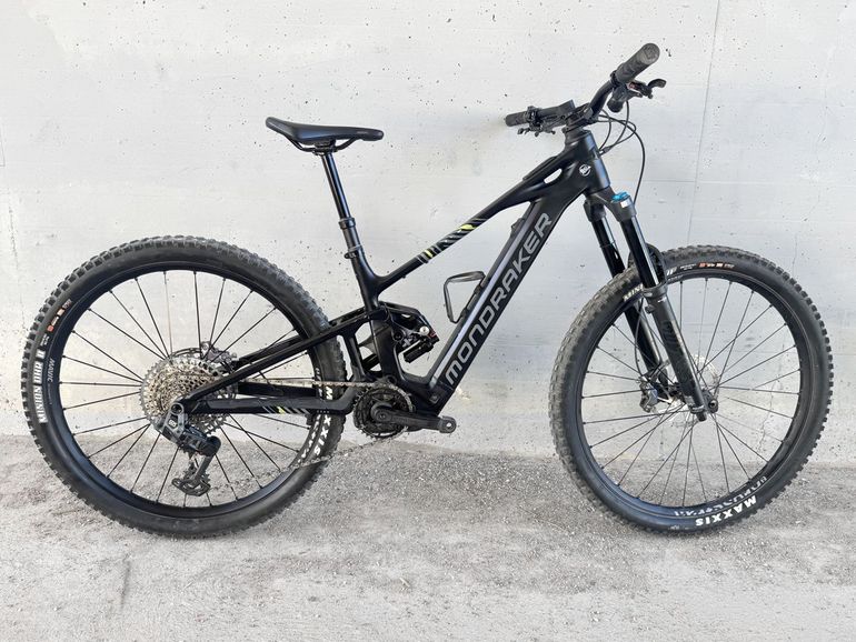 Mondraker Sly Rr 2025 usata — vista laterale