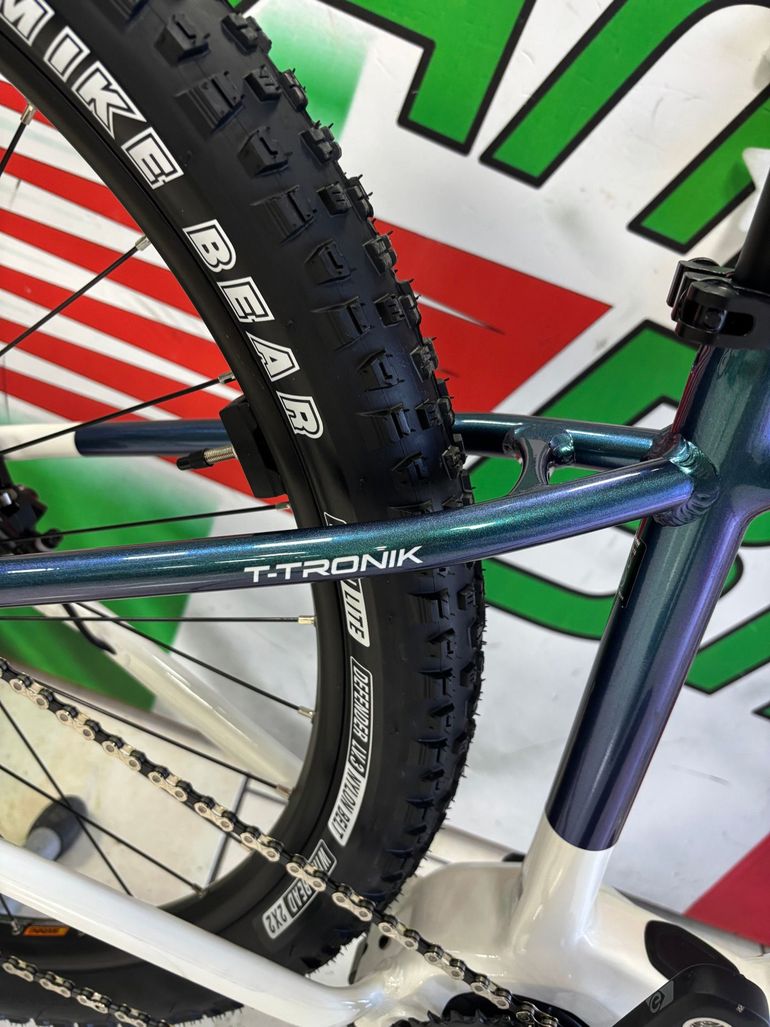 Bianchi T-Tronik Sport 9.1 2021 usata — dettaglio