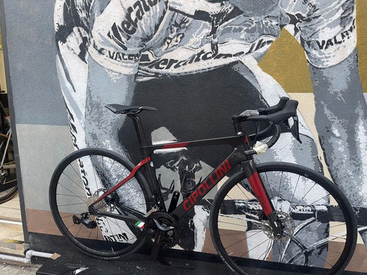 Cipollini Bond 2024 usata — vista laterale