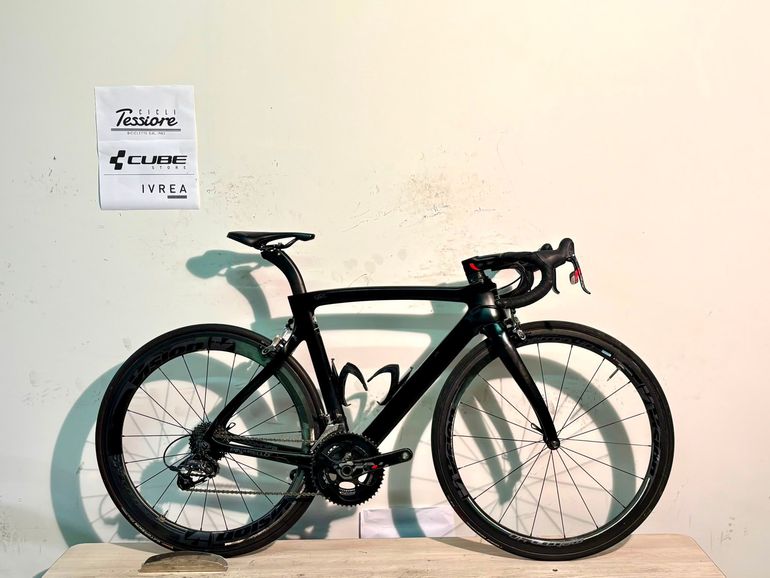 Pinarello Dogma F8 2015 usata — vista laterale