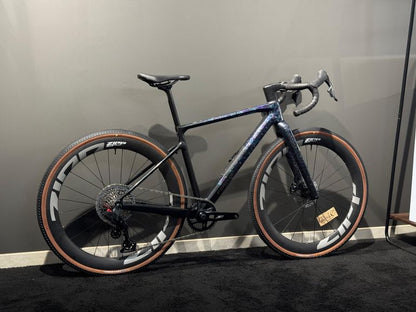 Focus Atlas 8.9 — gruppo SRAM Rival eTap AXS, taglia M