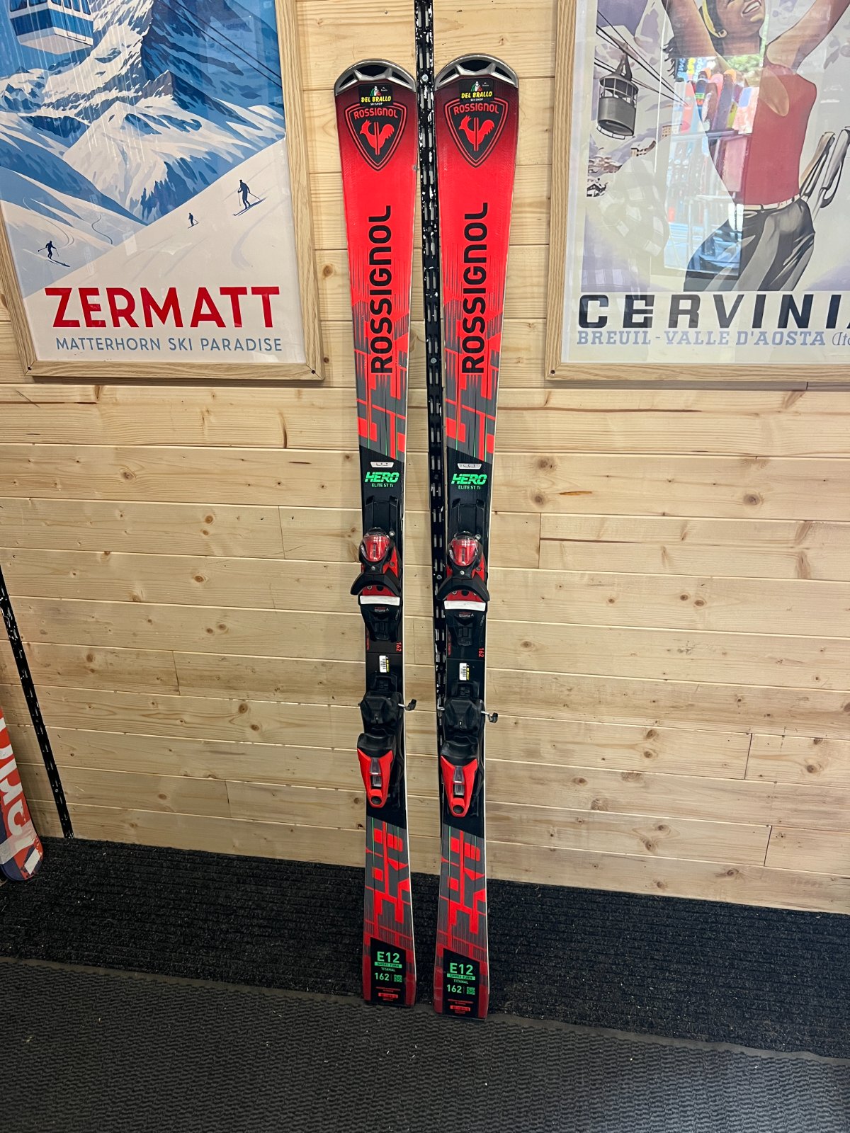 Rossignol Hero Elite ST Ti Konect — raggio 12m, waist 68mm