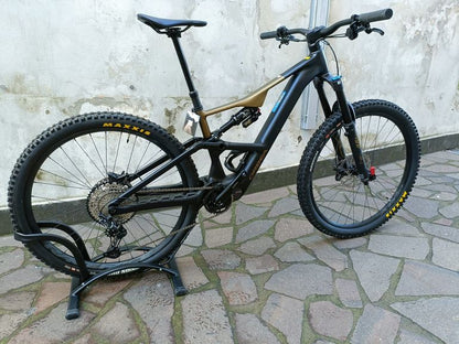 Orbea Rise Lt H10 2025 usata — vista laterale