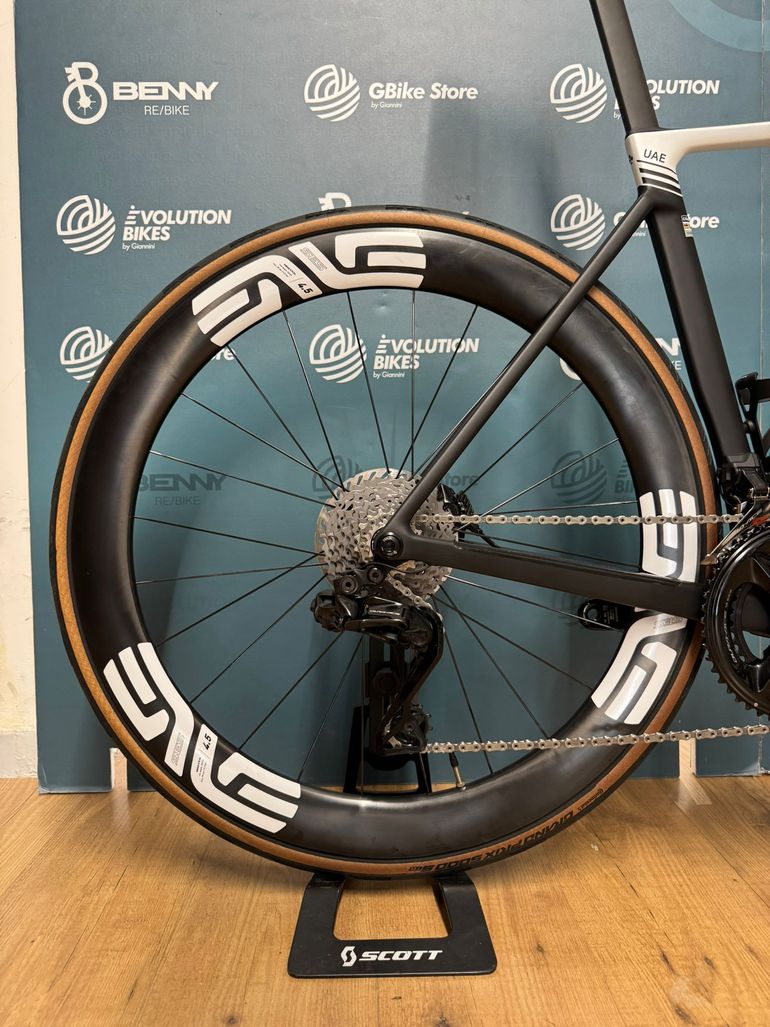 Colnago V5rs — gruppo Shimano Dura Ace Di2, taglia 51 cm