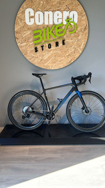 Orbea Terra M30team 1x 2024 usata — vista laterale