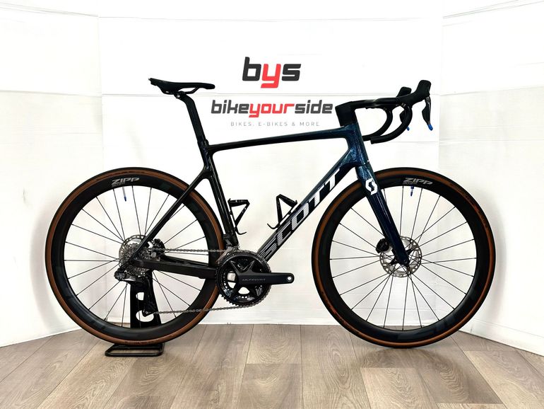 Scott Addict Rc Pro 2024 usata — vista laterale