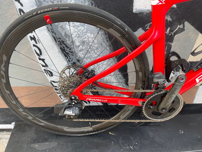 Pinarello X1 — gruppo SRAM Force eTap AXS, taglia 51 cm
