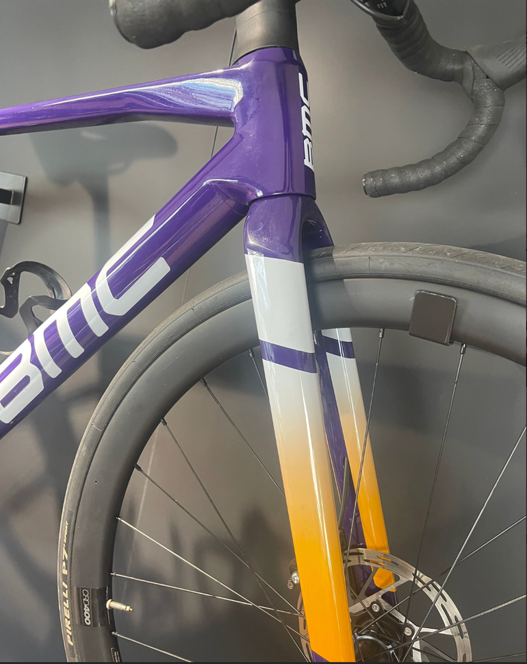 BMC Kaius 01 Three — gruppo SRAM Rival eTap AXS, taglia 54
