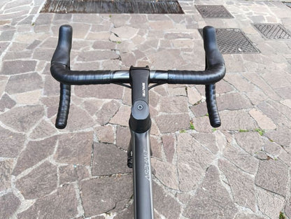 Sunn Asphalt S1 — gruppo Shimano 105 Di2, taglia 56