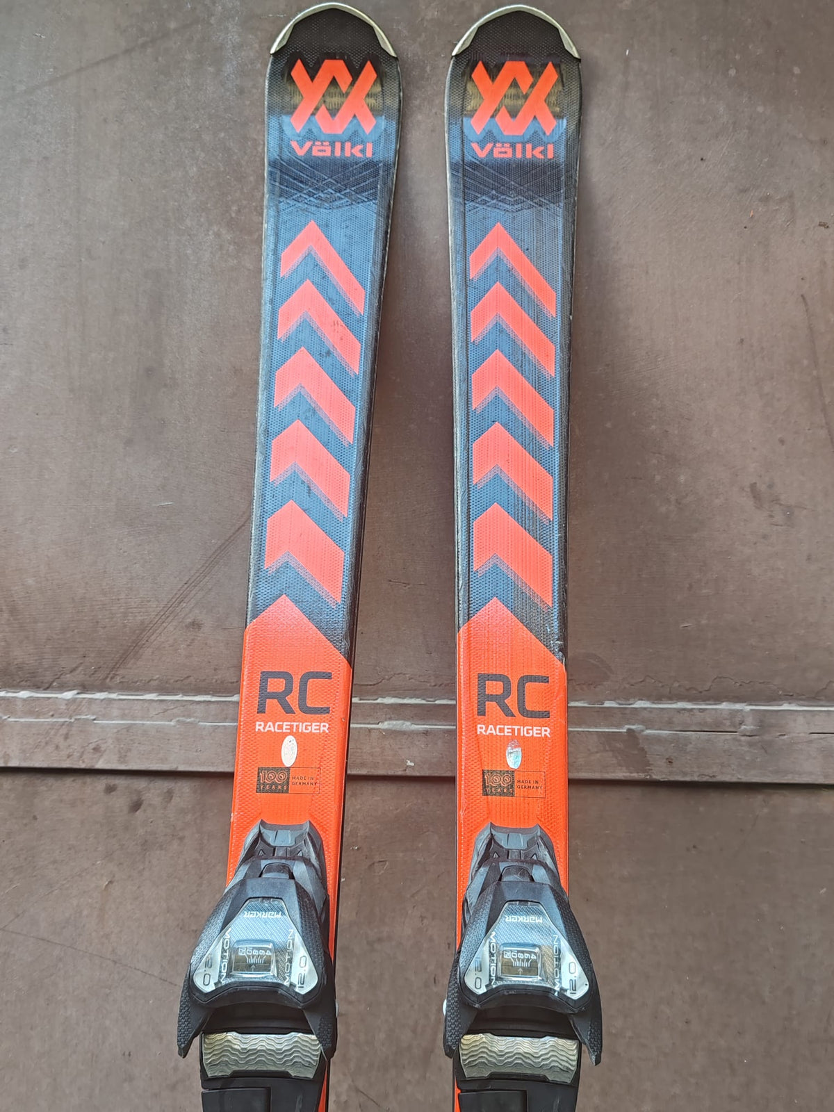 Volkl Racetiger RC Black — attacco VMotion 3, Buone condizioni