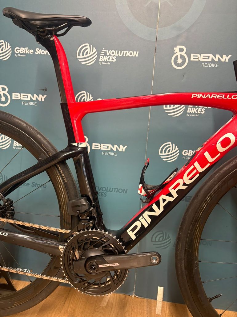 Pinarello F 2025 — Bici usata