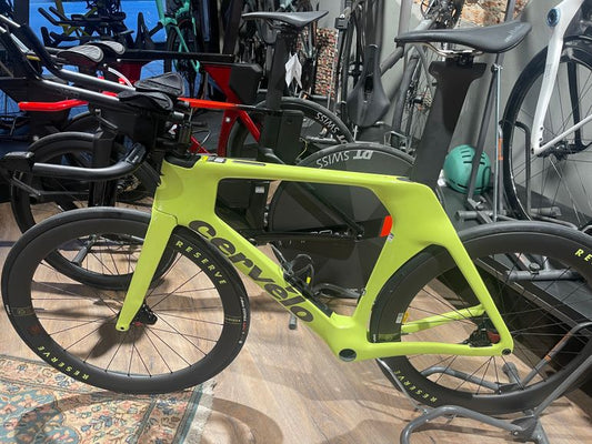 Cervelo P-Series 2025 usata — vista laterale