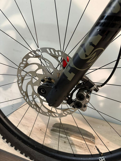 Cube Stereo Hybrid 2025 — Bici usata