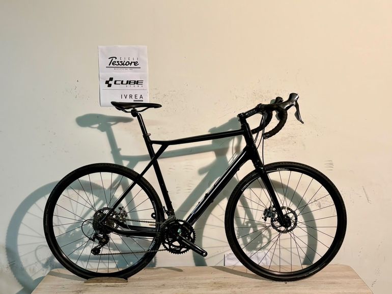 GT Grade Expert 2020 usata — vista laterale