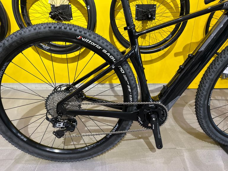 Wilier Triestina Adlar Hybrid 2025 — Bici usata