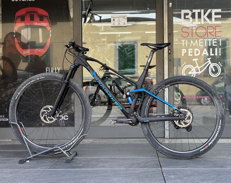 Mondraker F-Podium — gruppo Shimano Deore XT, taglia L