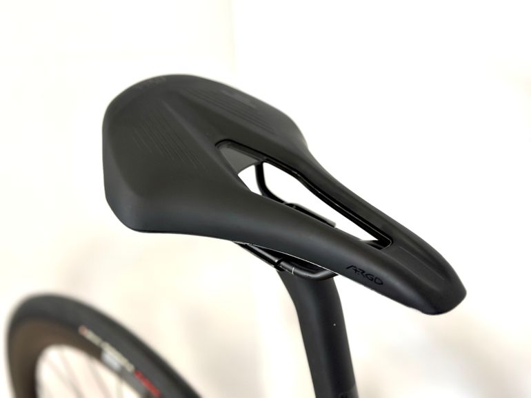 Focus Izalco Max 9.8 2024 — Bici usata