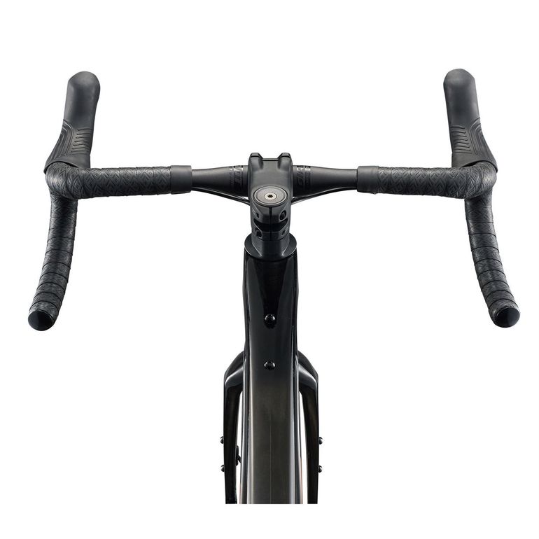 Giant Revolt Advanced 2 Carbon 2026 — Bici usata