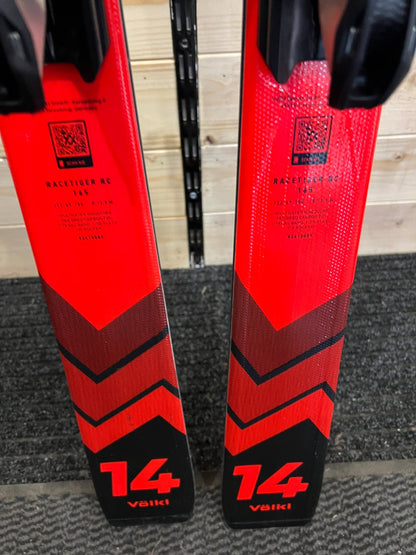 Volkl Racetiger RC Black 2025 usato — dettaglio