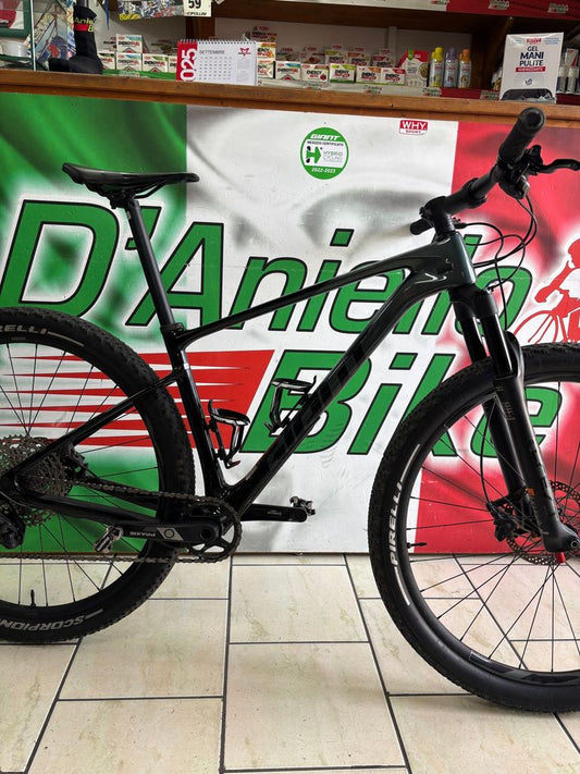 Giant Xtc, Advanced 29 3 2021 usata — vista laterale