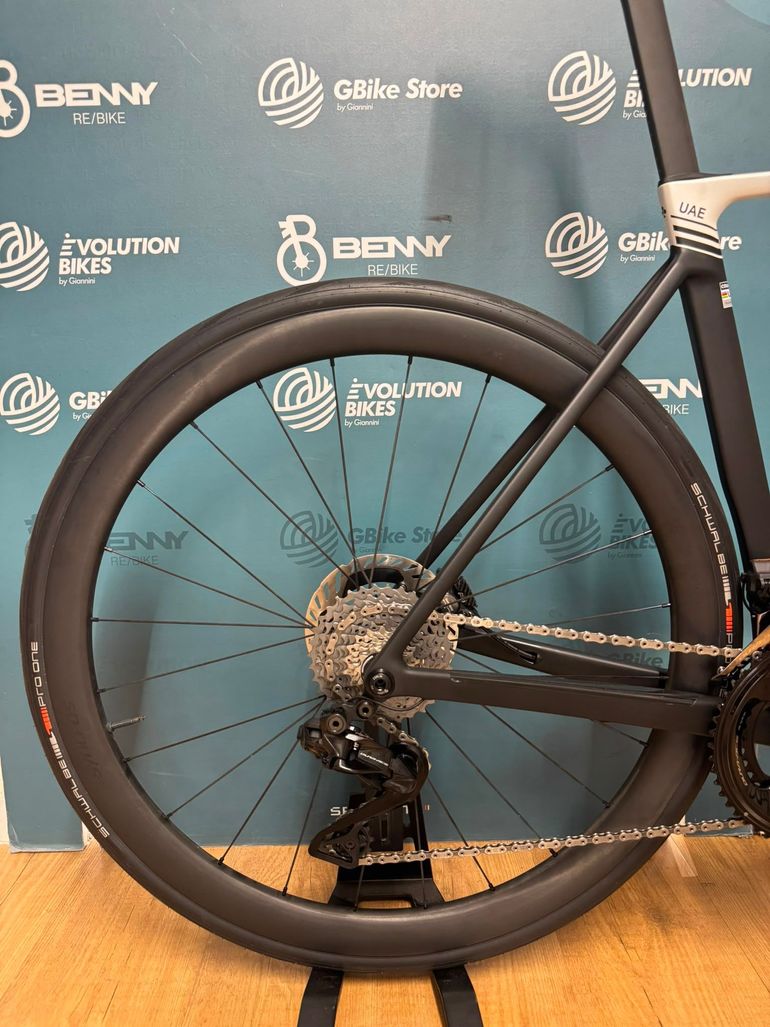 Colnago V5rs — gruppo Shimano Dura Ace Di2, taglia 51