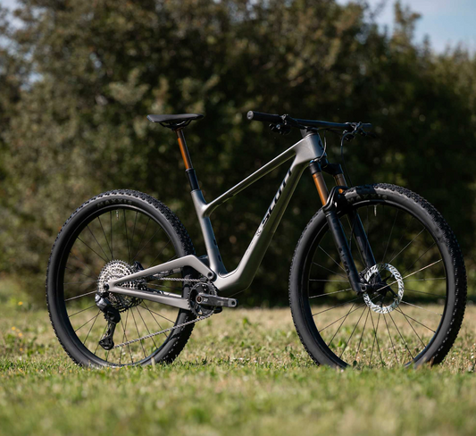 Scott Spark Rc Expert 2026 2027 usata — vista laterale