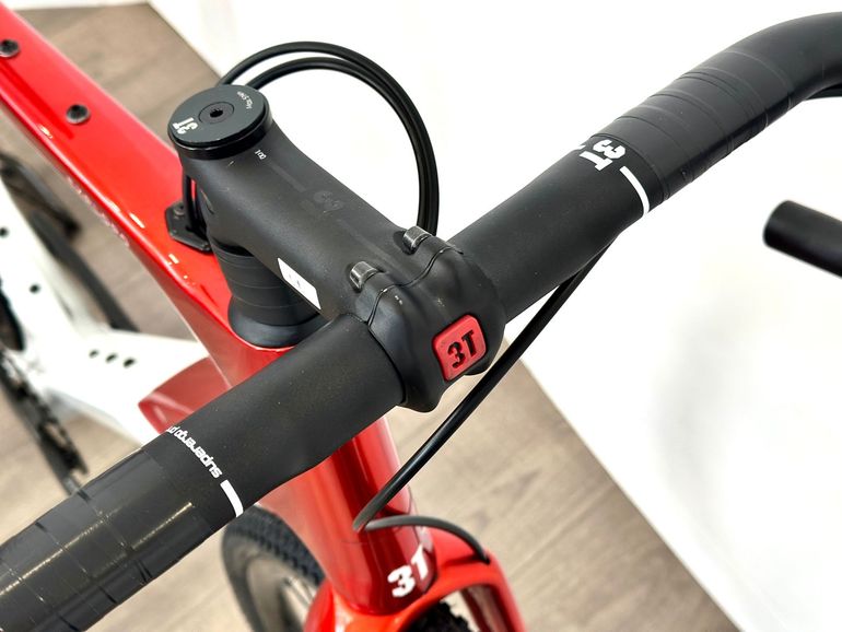 3T Exploro 2024 usata — dettaglio