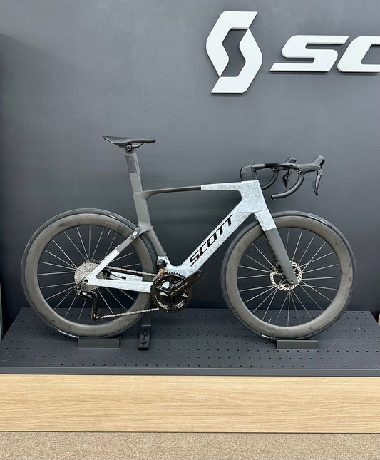 Scott Foil 2027 usata — vista laterale