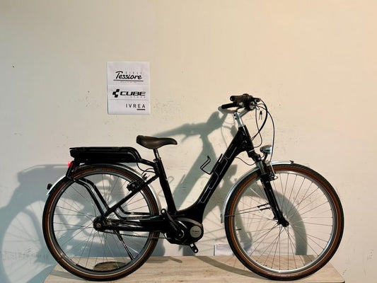 Cube Elly Cruise Hybrid 400 2017 usata — vista laterale