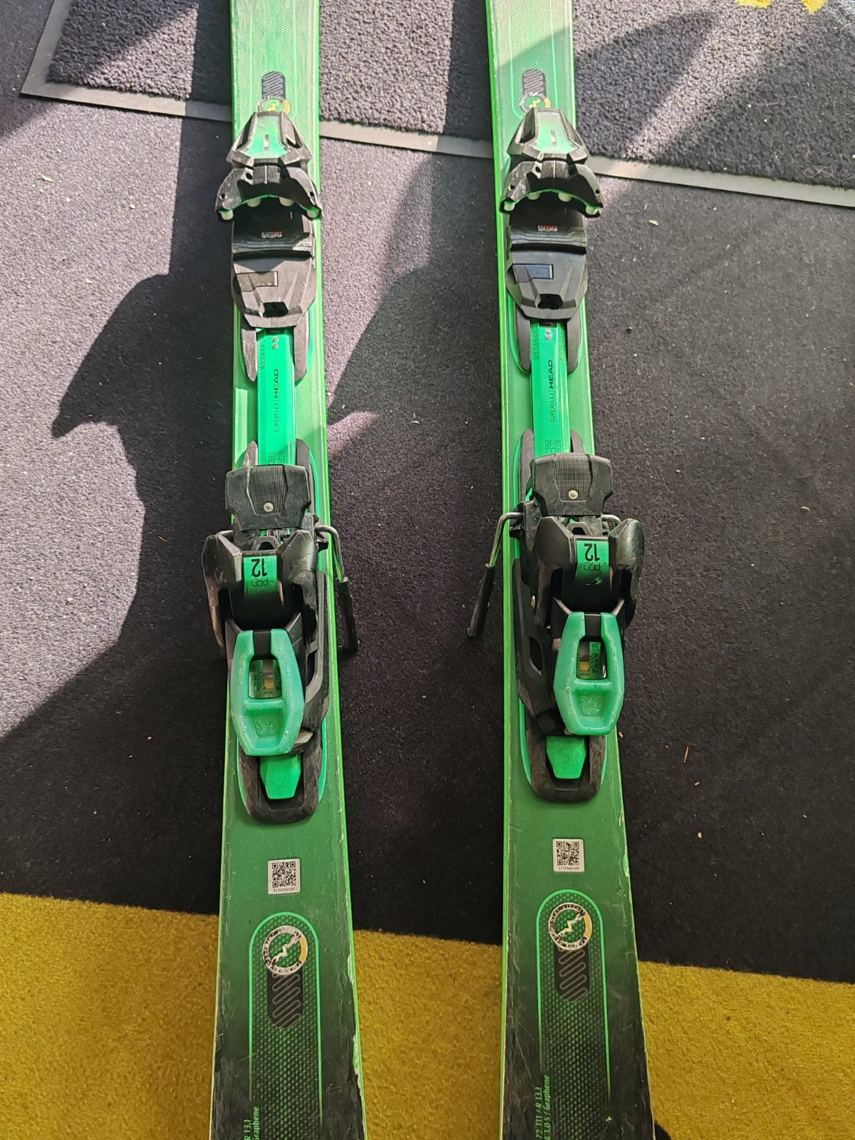 Head Supershape e-Magnum — attacco PRD 12 GW, Buone condizioni