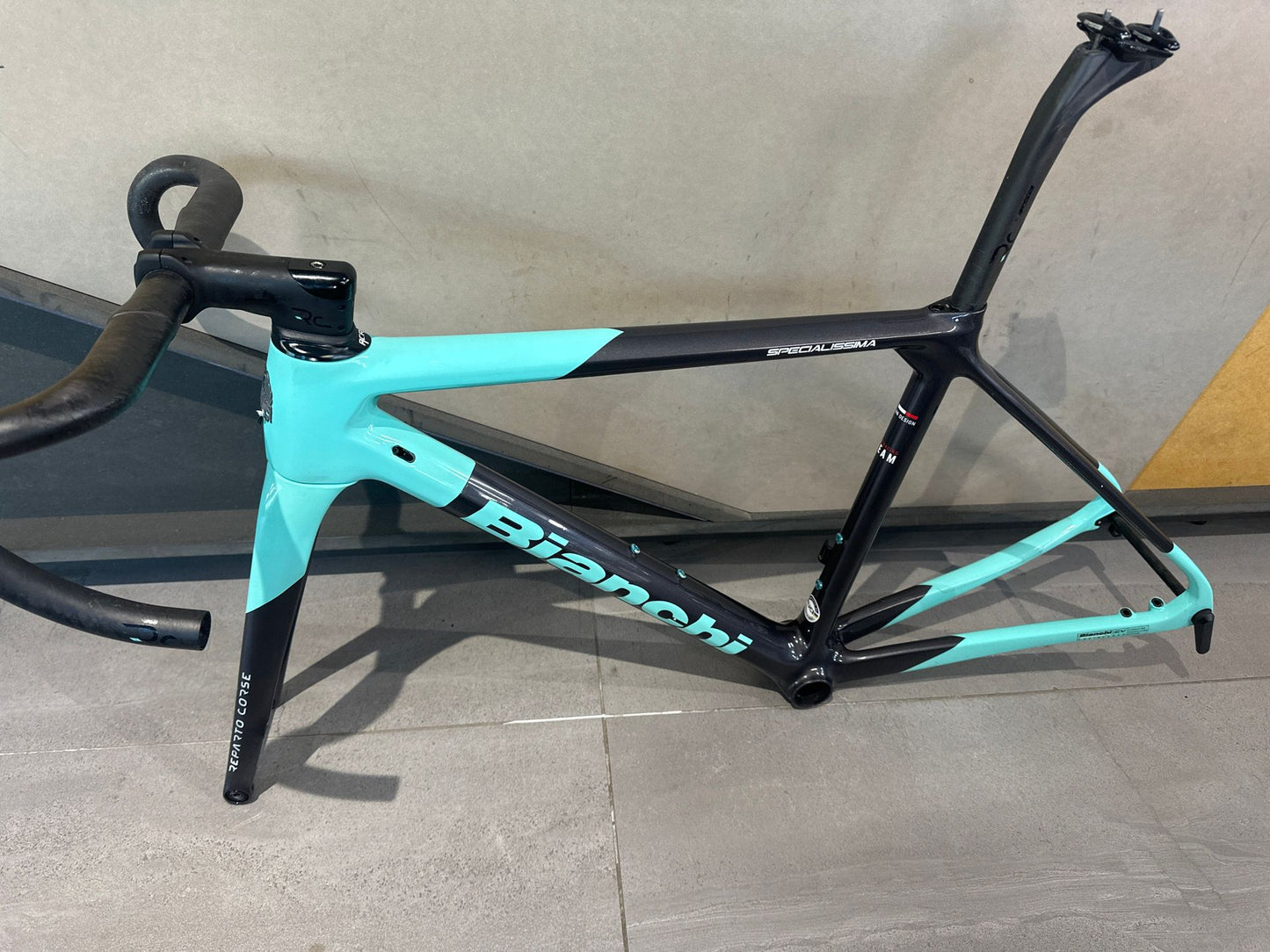 Bianchi Specialissima - Red Etap Axs 2022 usata — dettaglio